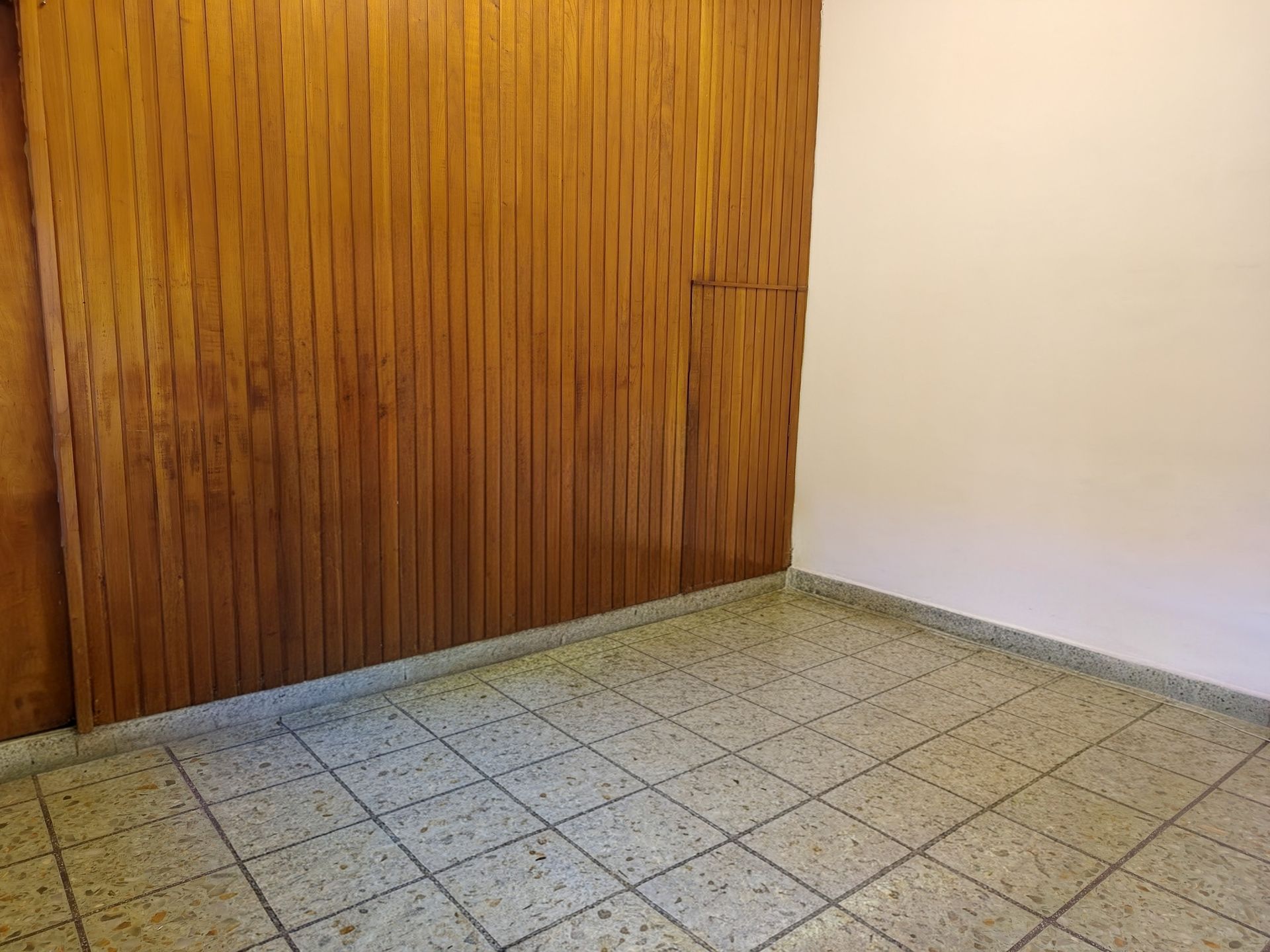 Venta PH 2 ambientes Munro cochera jardín