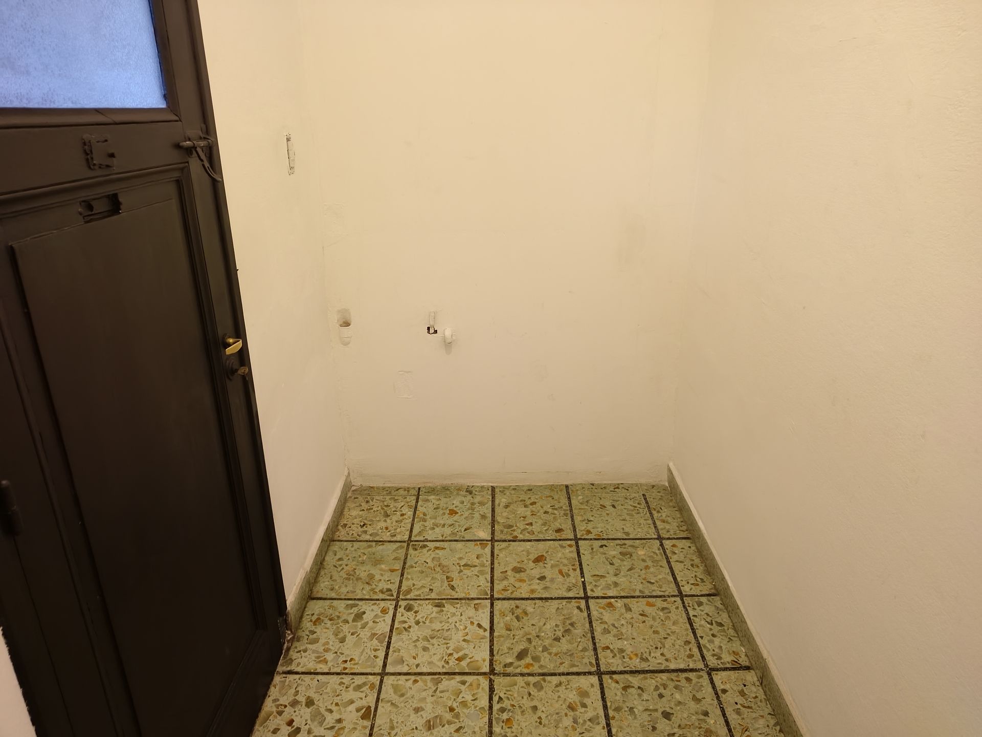 Venta PH 2 ambientes Munro cochera jardín