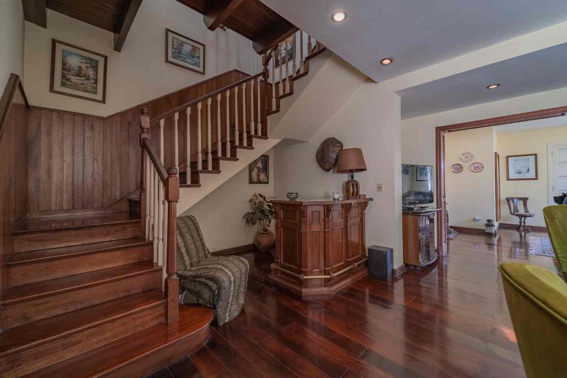Venta Casa 6 Ambientes Con Jardín Y Pileta Olivos