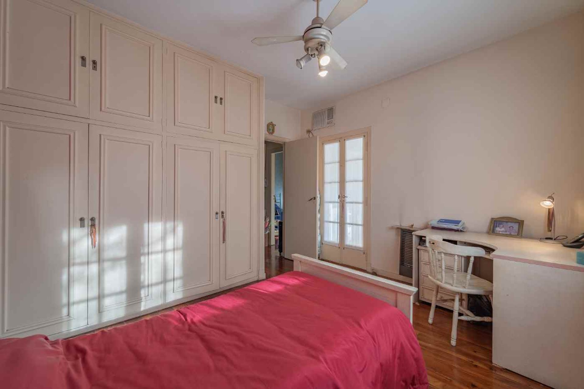 Venta Casa 6 Ambientes Con Jardín Y Pileta Olivos