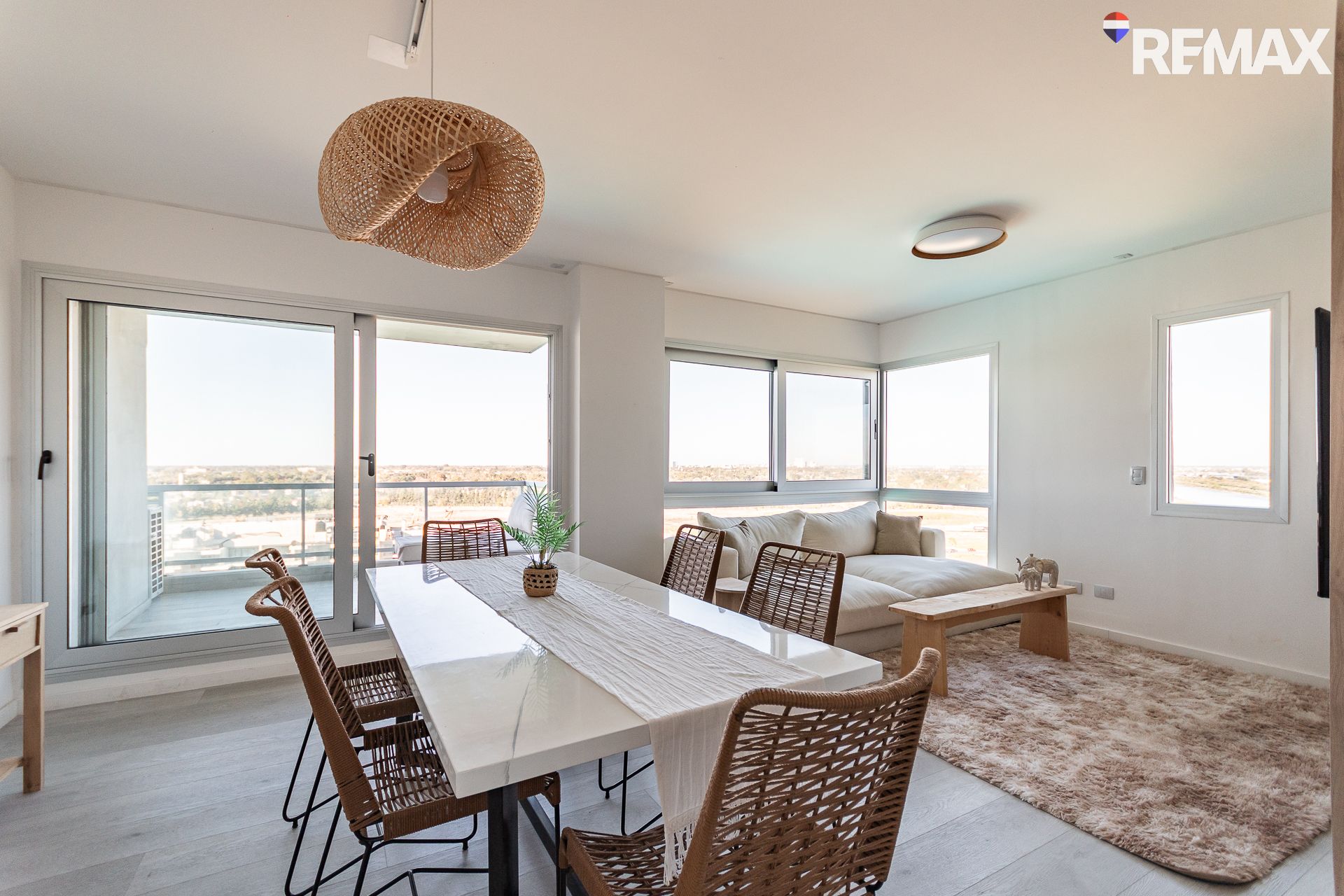 Dpto 4 amb c/cochera en VENTA, Remeros Beach,Tigre