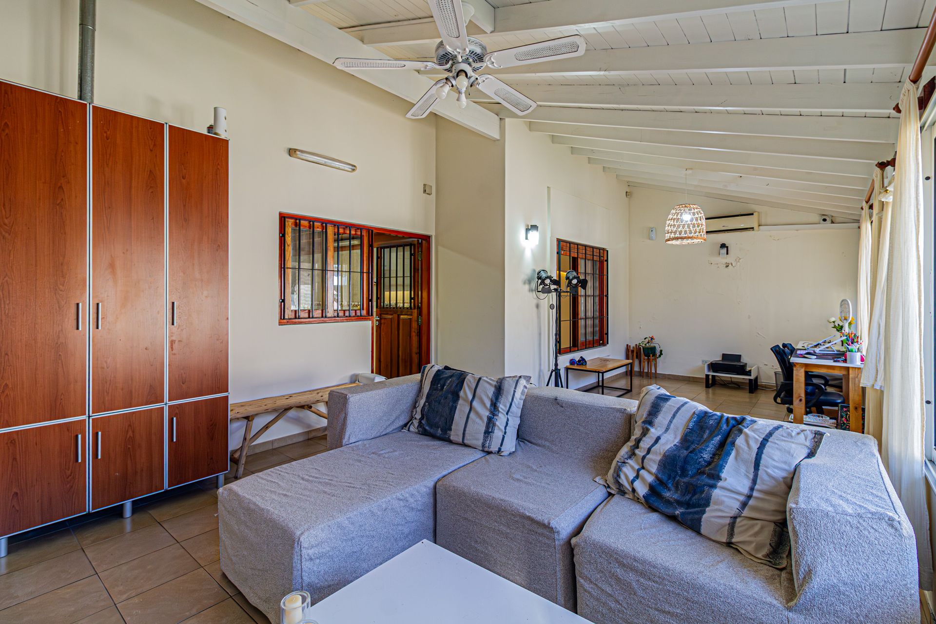Casa En Venta En Martinez Con Cochera Y Jardin