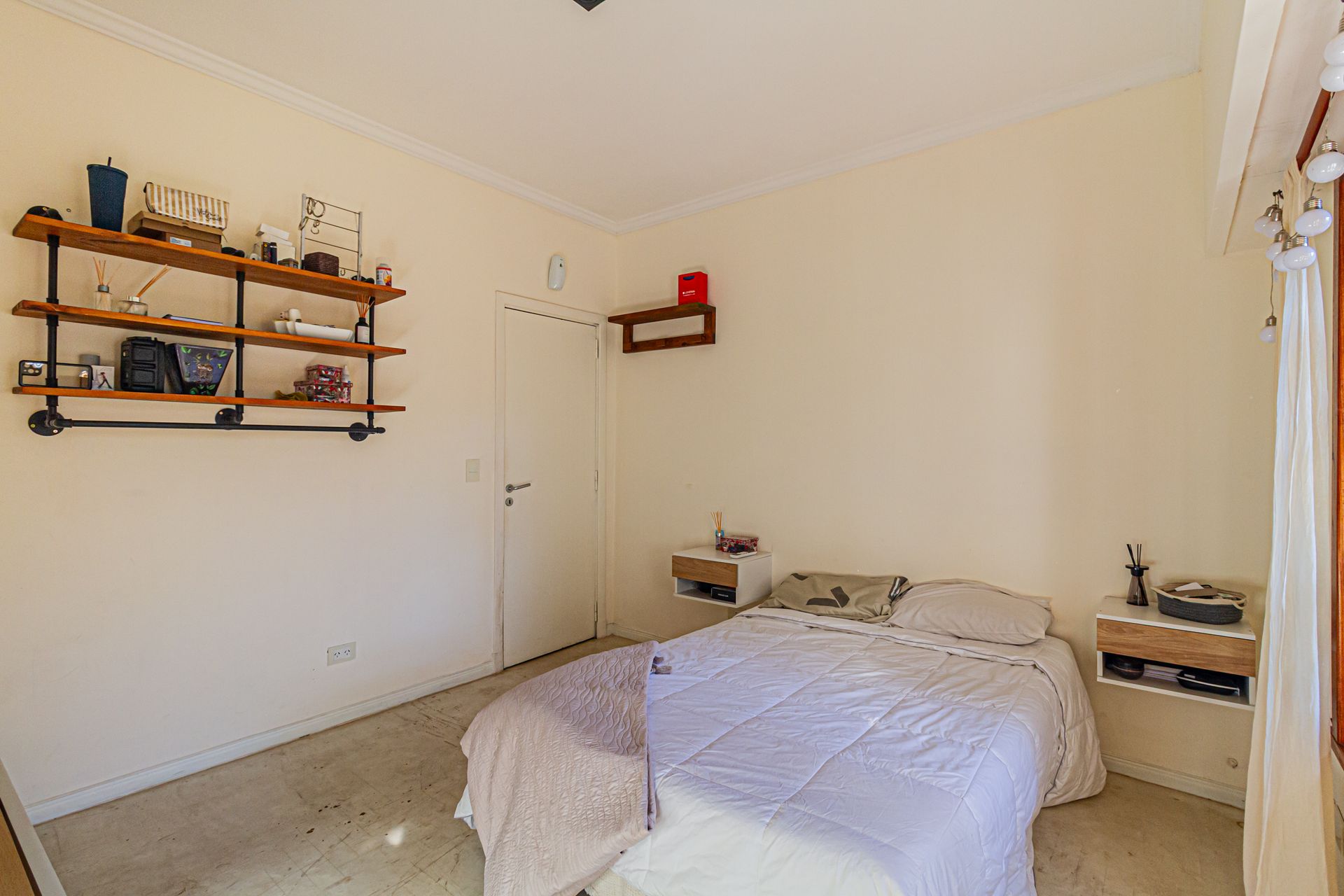 Casa En Venta En Martinez Con Cochera Y Jardin