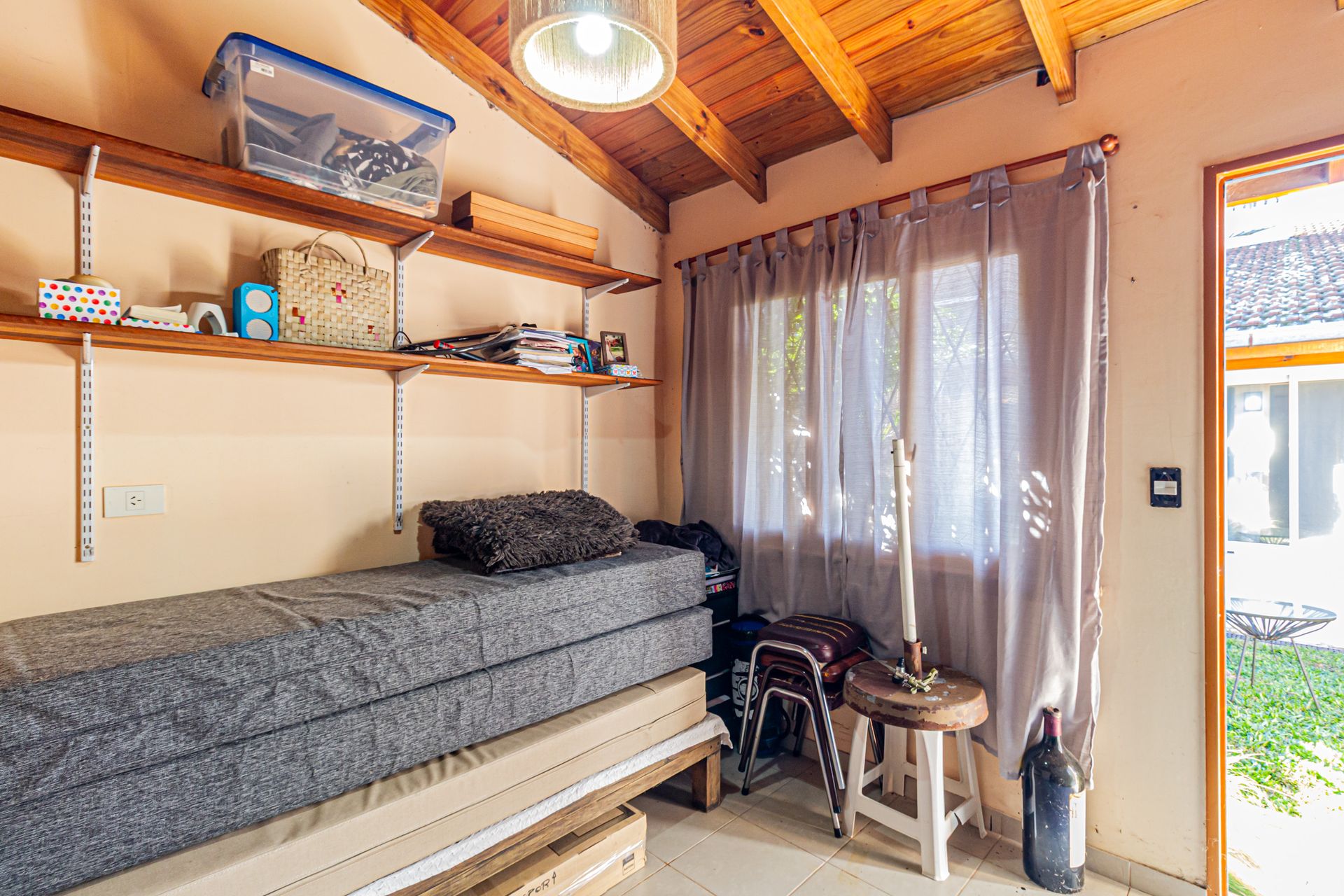 Casa En Venta En Martinez Con Cochera Y Jardin
