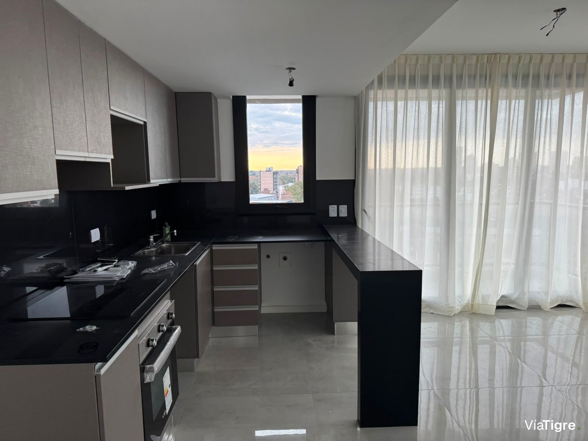Alquiler depto piso 8 vista panoramica, amenities