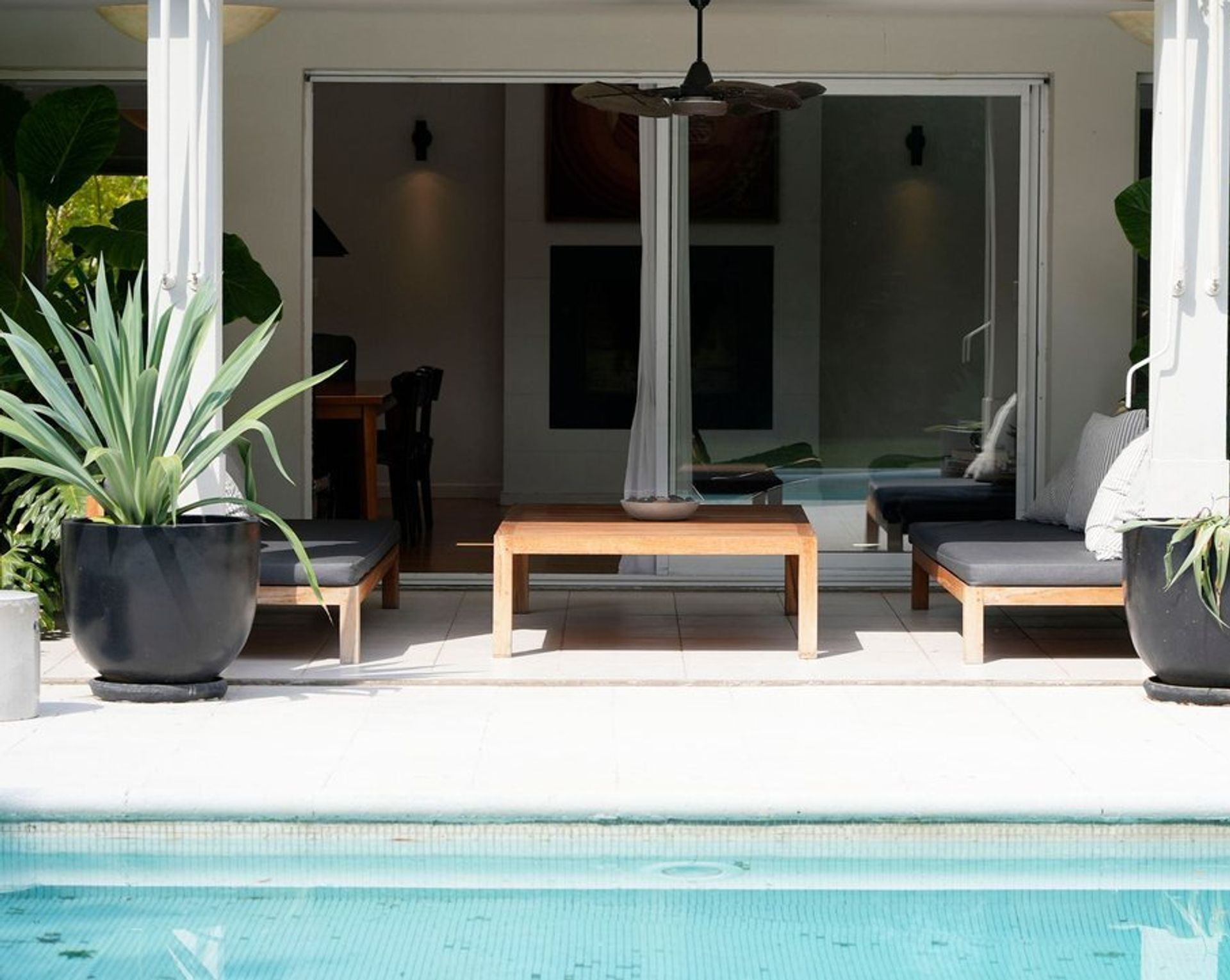 Venta Casa Con Jardin Y Pileta En Rincon Del Arca