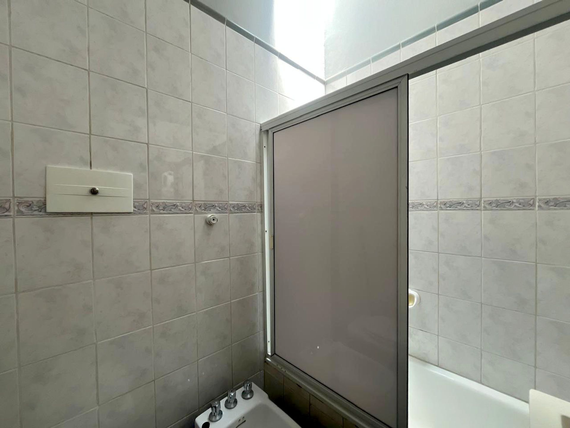 VENTA Casa 3 amb Jardin Cocheras Parri SAN ISIDRO