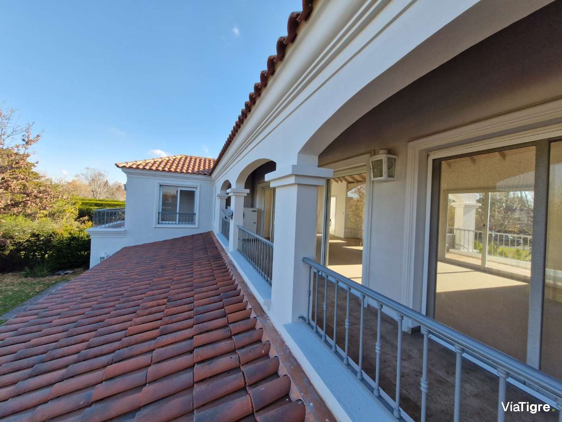 Casa En Santa María De Tigre Con Quincho Y Pileta