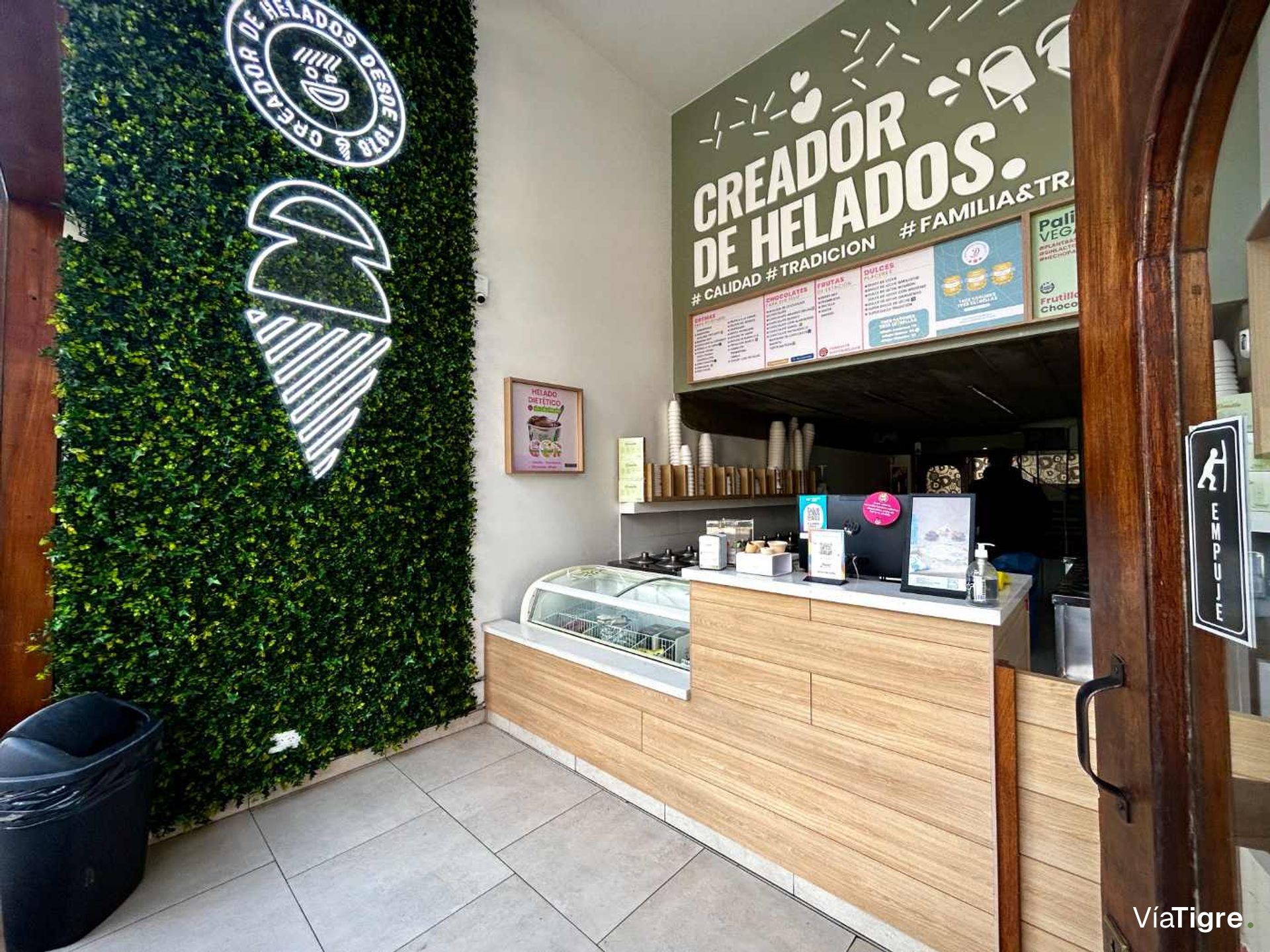 Fondo de Comercio Heladeria en Venta, San Isidro