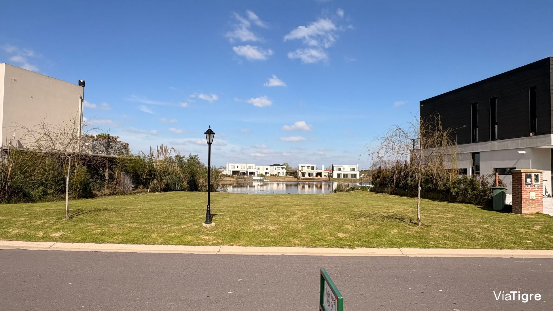 VENTA Lote a Laguna Barrio Santa Ana-Villanueva