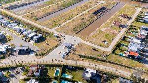 Lote en venta Barrio Náutico Villanueva 720 m2