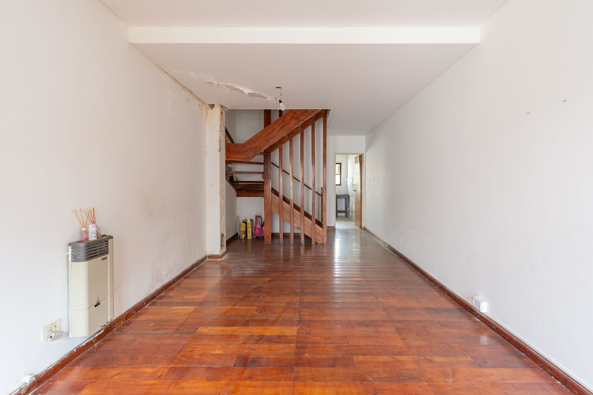 Triplex Con Cochera Olivos Patio Terraza Mucha Luz