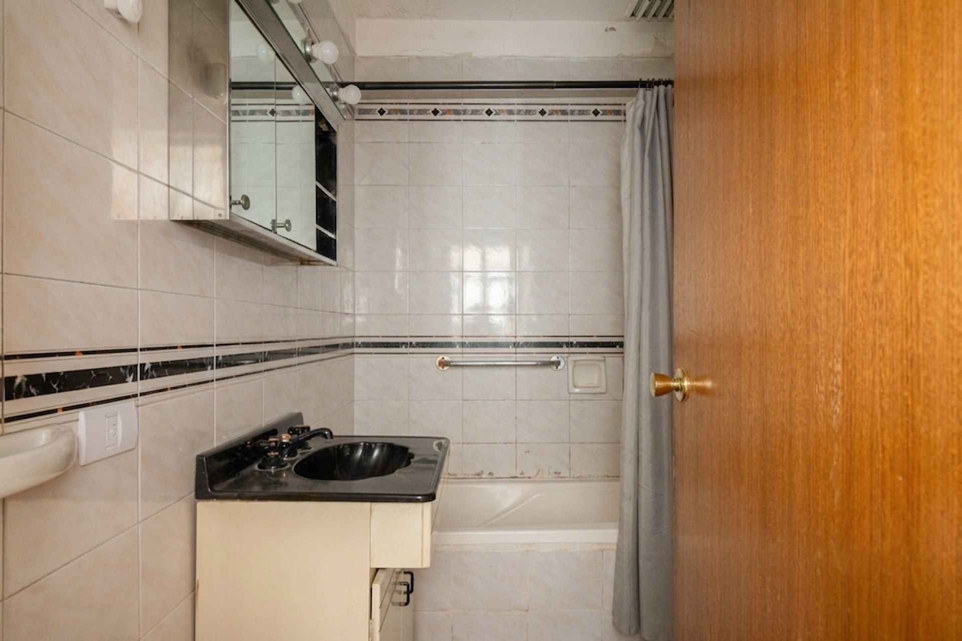 Triplex Con Cochera Olivos Patio Terraza Mucha Luz