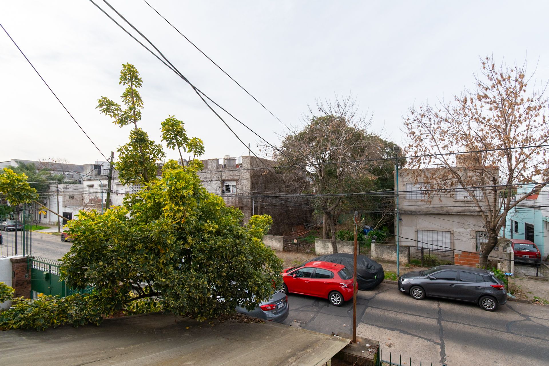 Triplex Con Cochera Olivos Patio Terraza Mucha Luz