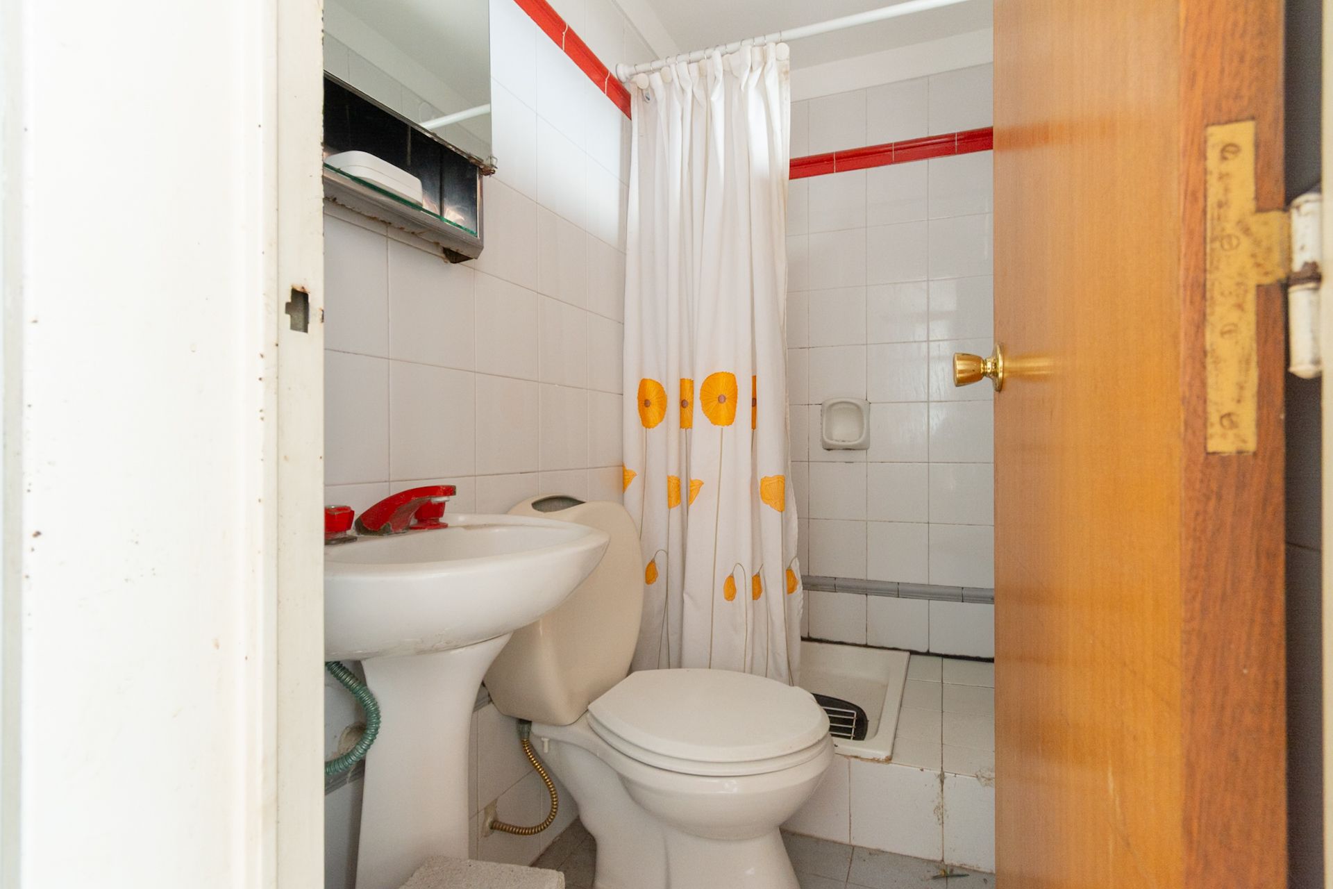 Triplex Con Cochera Olivos Patio Terraza Mucha Luz