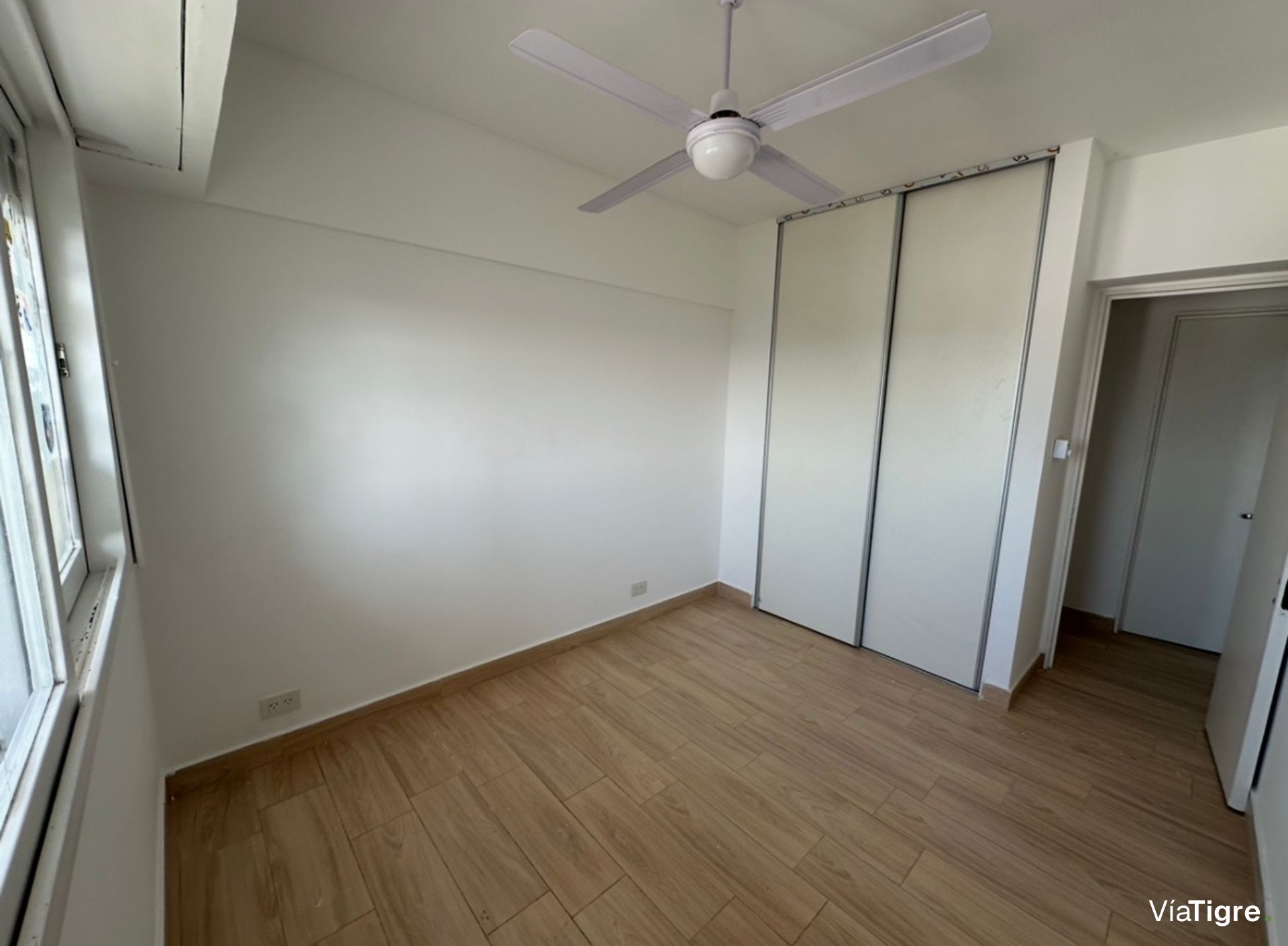 Venta Depto 5 Ambientes Con Cochera En Olivos
