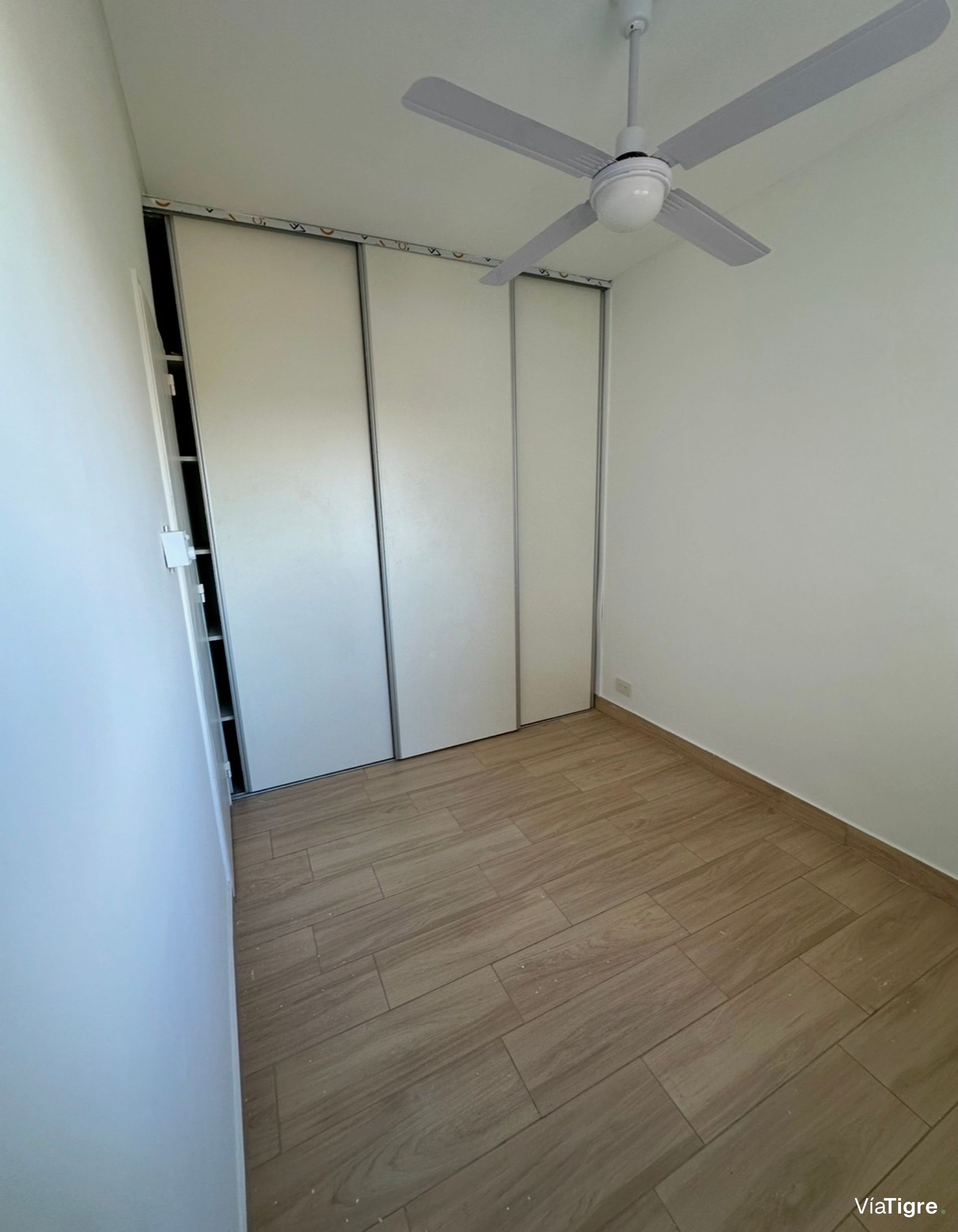Venta Depto 5 Ambientes Con Cochera En Olivos