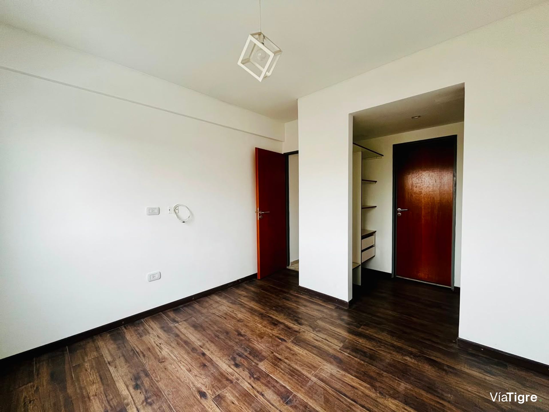 Venta Boulogne Depto 2 Amb con vestidor y balcon