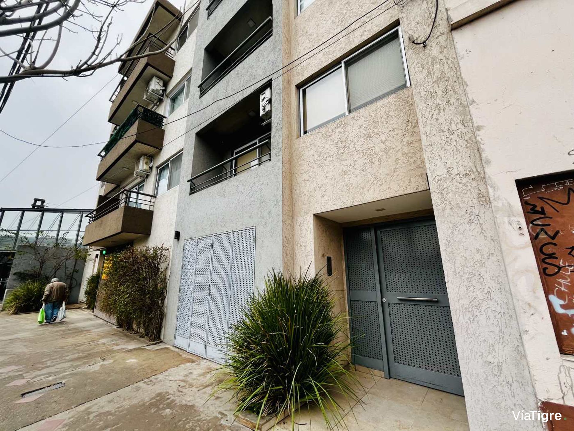 Venta Boulogne Depto 2 Amb con vestidor y balcon