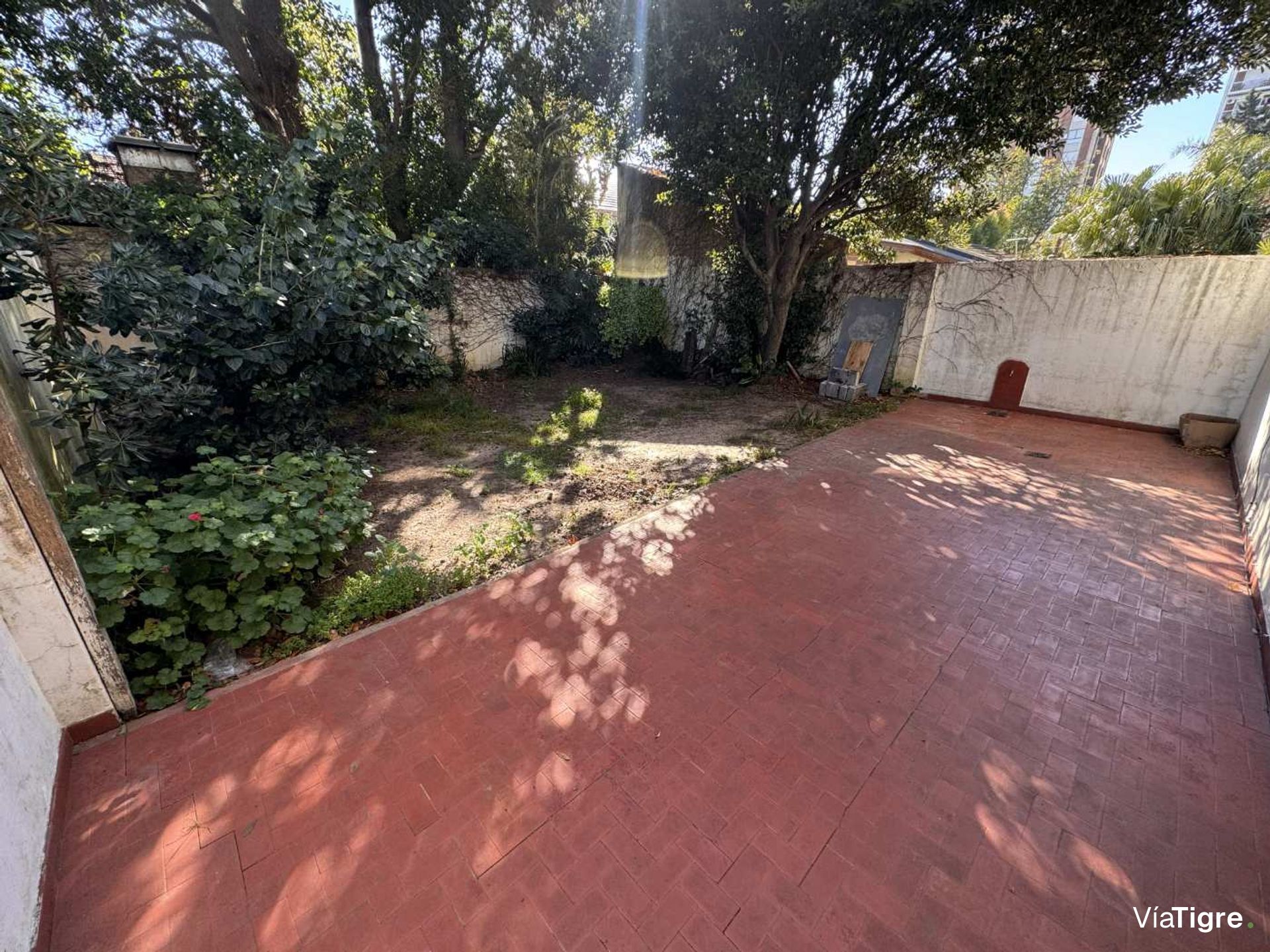 3 Ambientes Planta Baja Patio Guardacoche Martinez