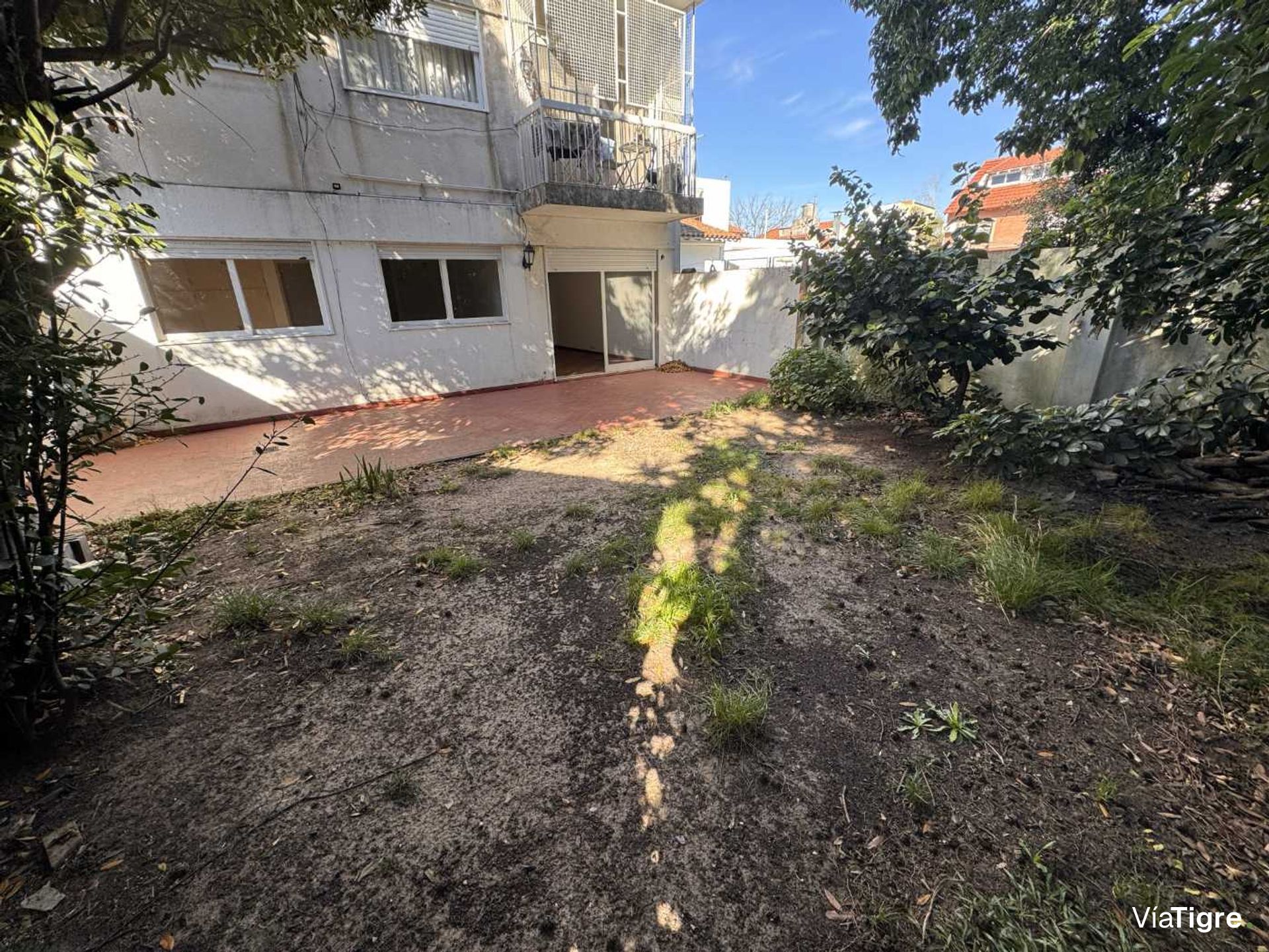 3 Ambientes Planta Baja Patio Guardacoche Martinez