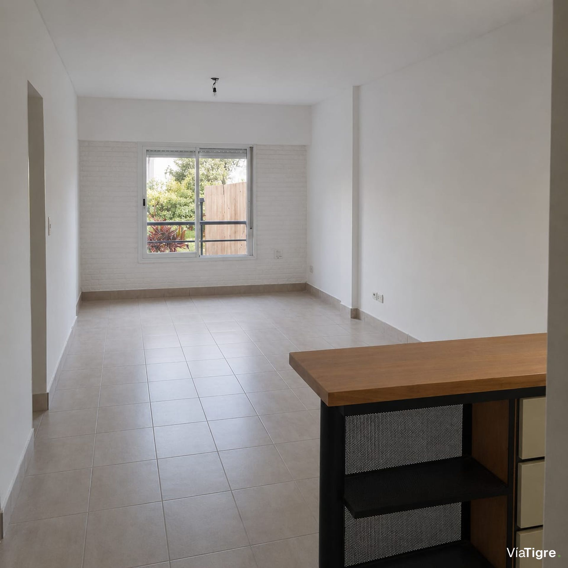 Venta Amplio Departamento Monoambiente en Florida