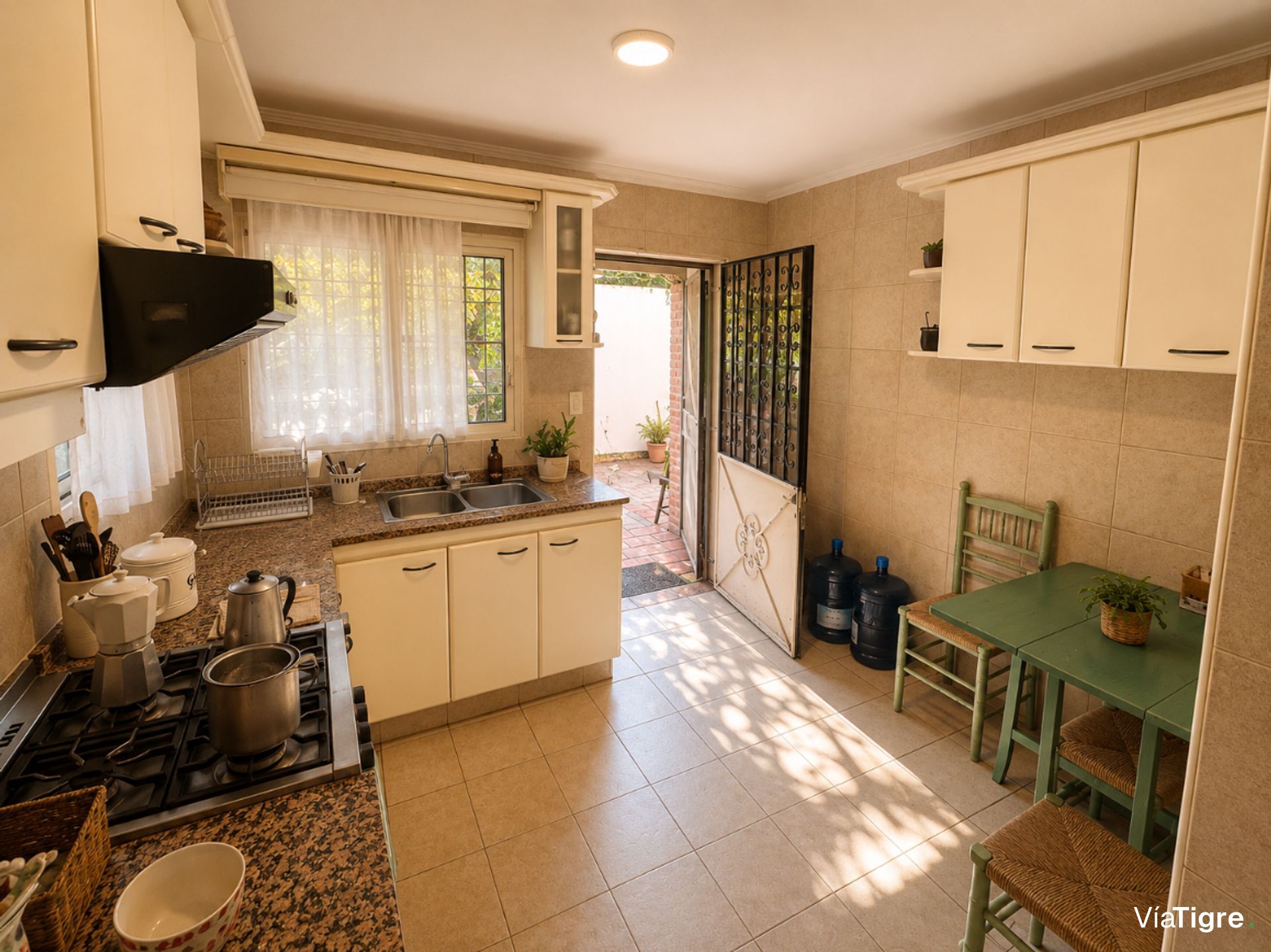 Casa 3 Ambientes Jardin Y Pileta En Don Torcuato