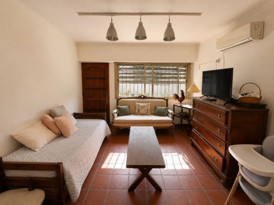 Casa 3 Ambientes Jardin Y Pileta En Don Torcuato
