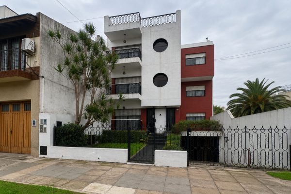 Venta Viv.multifamiliar Con Cochera En V.lopez