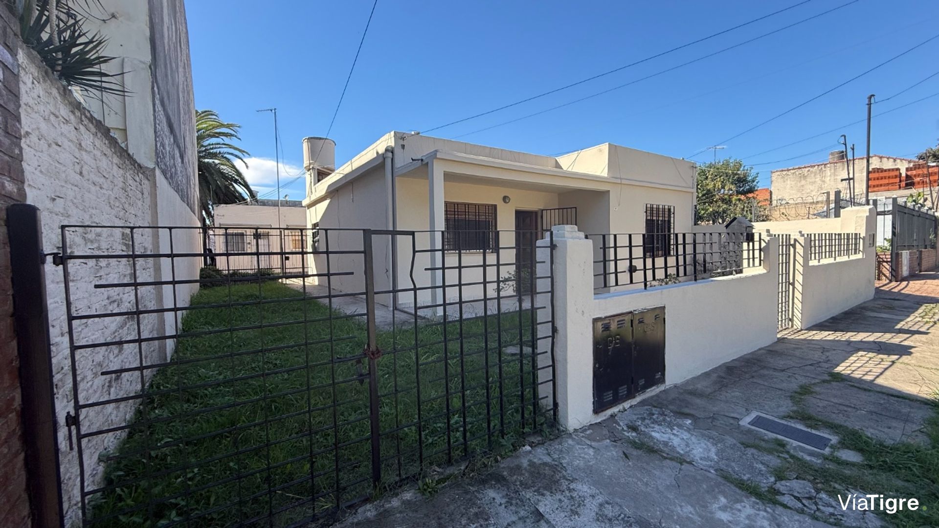 Casa 3 Amb En Venta En Boulogne Con Patio Deposito