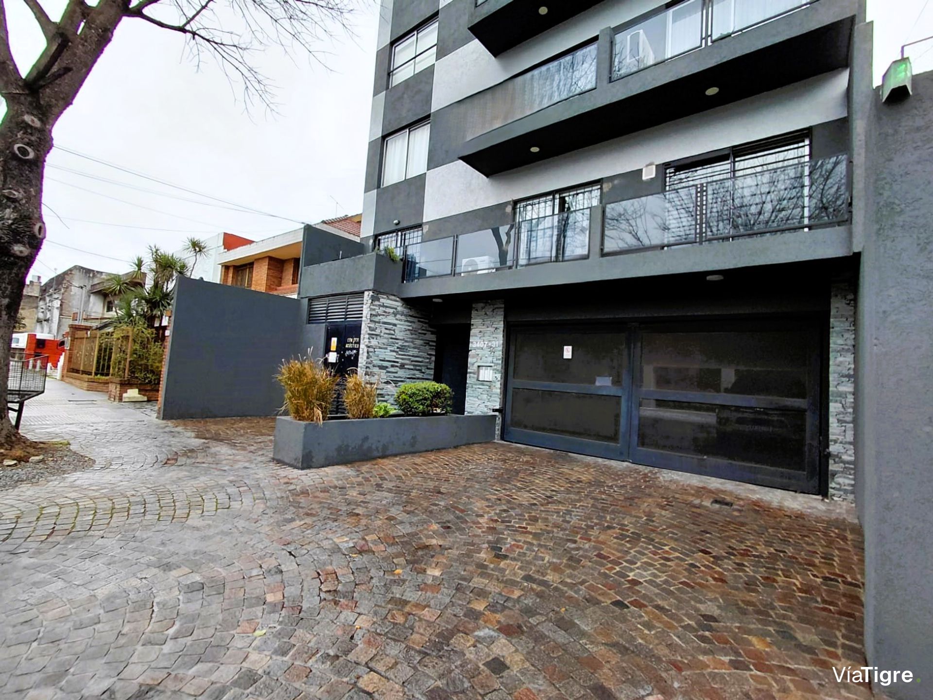 Alquiler Departamento 2 amb c/cochera.V.Martelli