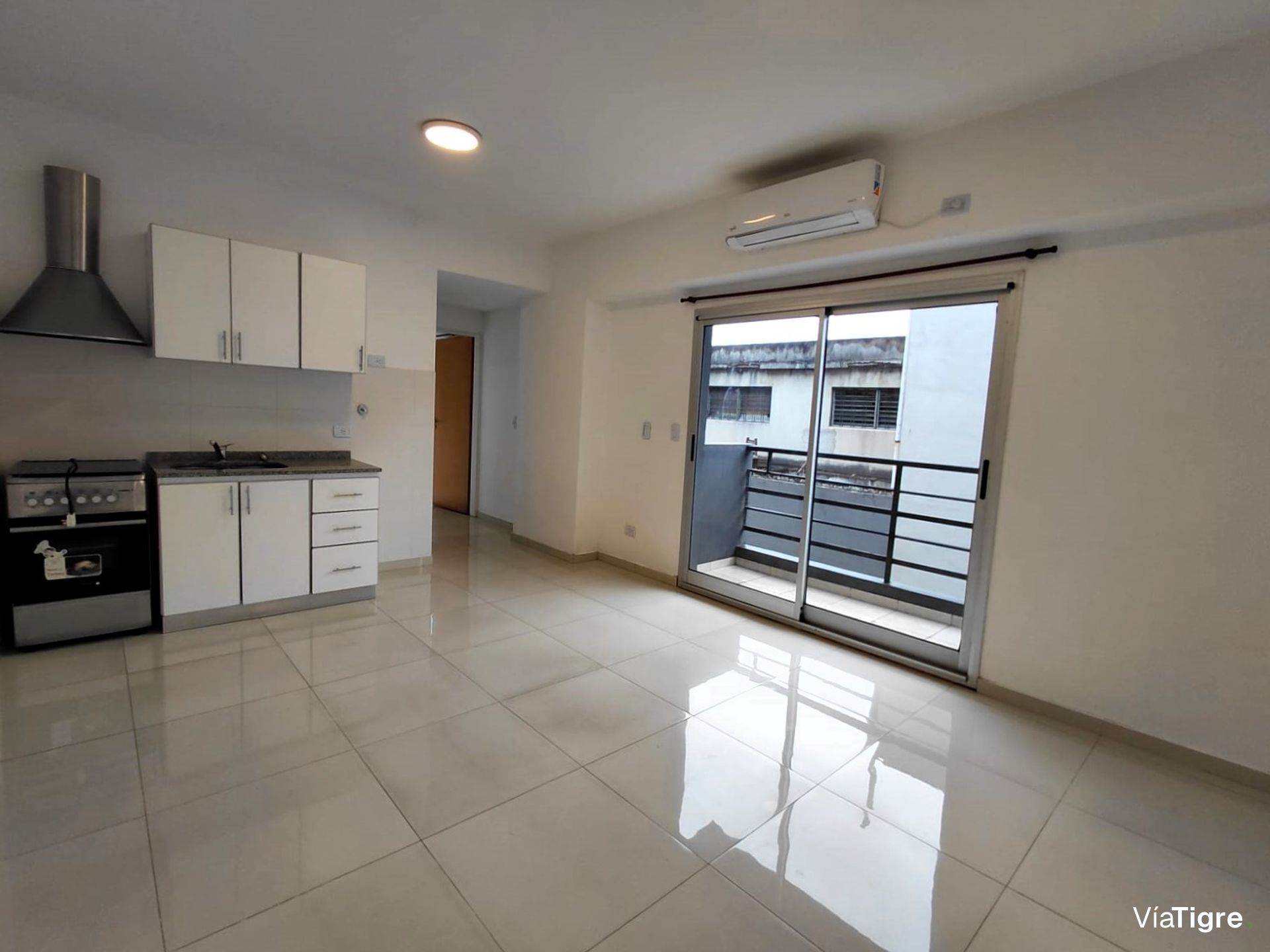 Alquiler Departamento 2 amb c/cochera.V.Martelli