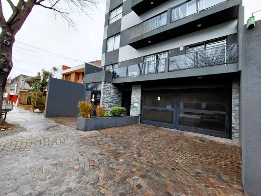 Alquiler Departamento 2 amb c/cochera.V.Martelli