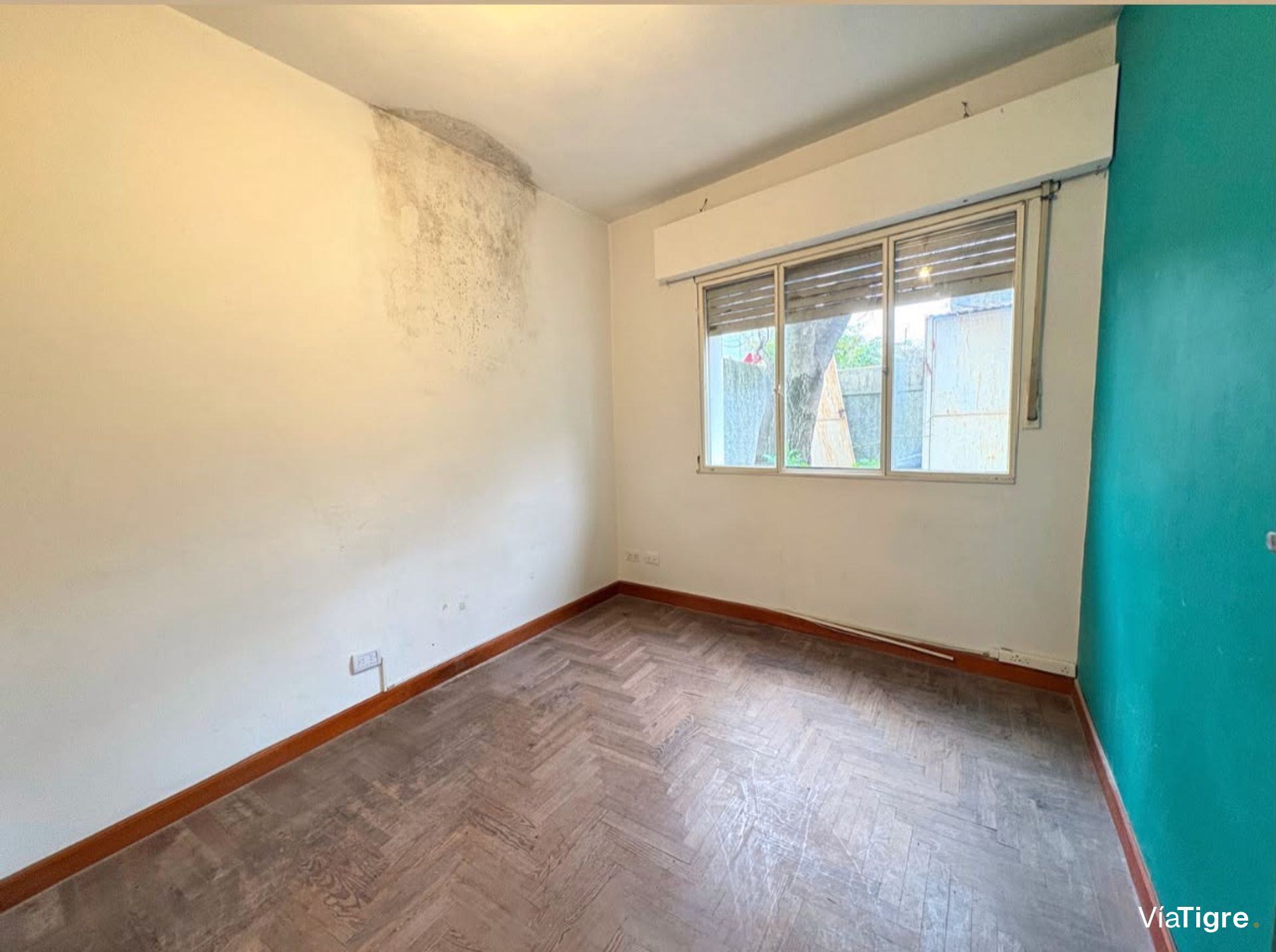 Venta 3 ambientes PB patio San Isidro a reciclar.