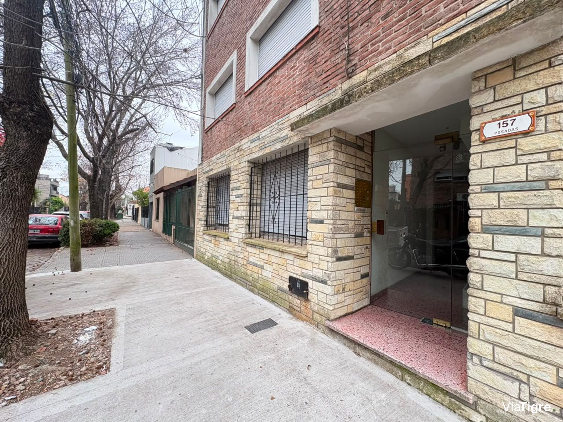 Venta 3 ambientes PB patio San Isidro a reciclar.
