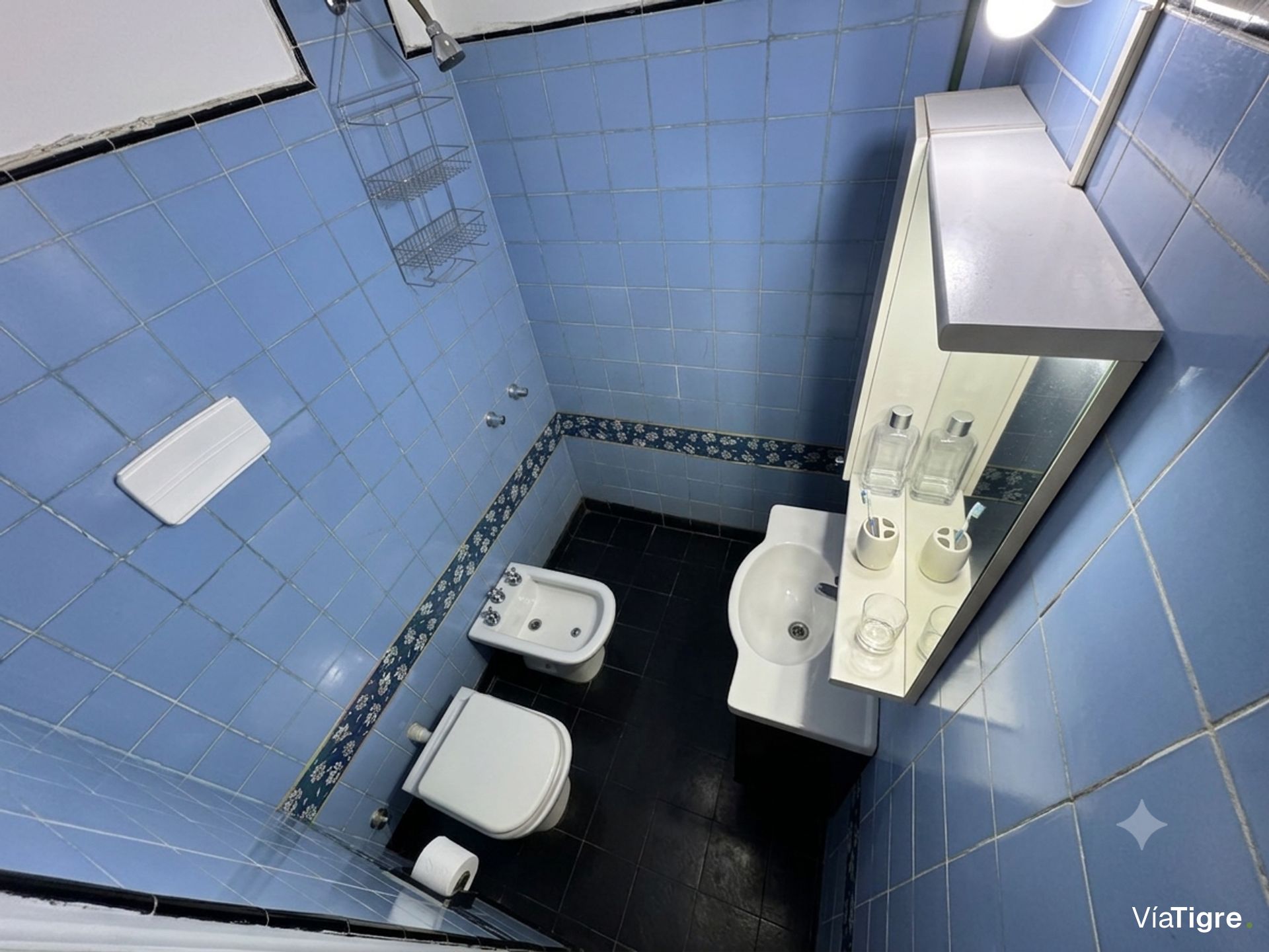 ! Casa en venta 4 AMBIENTES CARAPACHAY