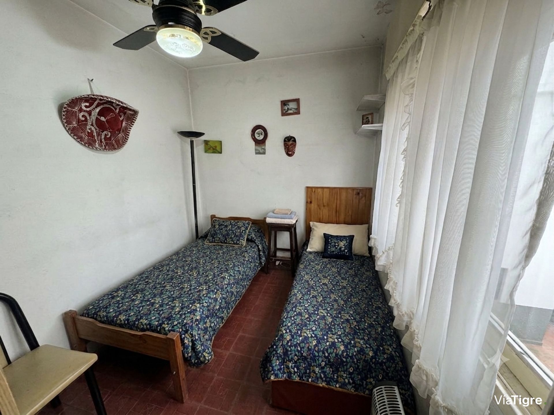 ! Casa en venta 4 AMBIENTES CARAPACHAY