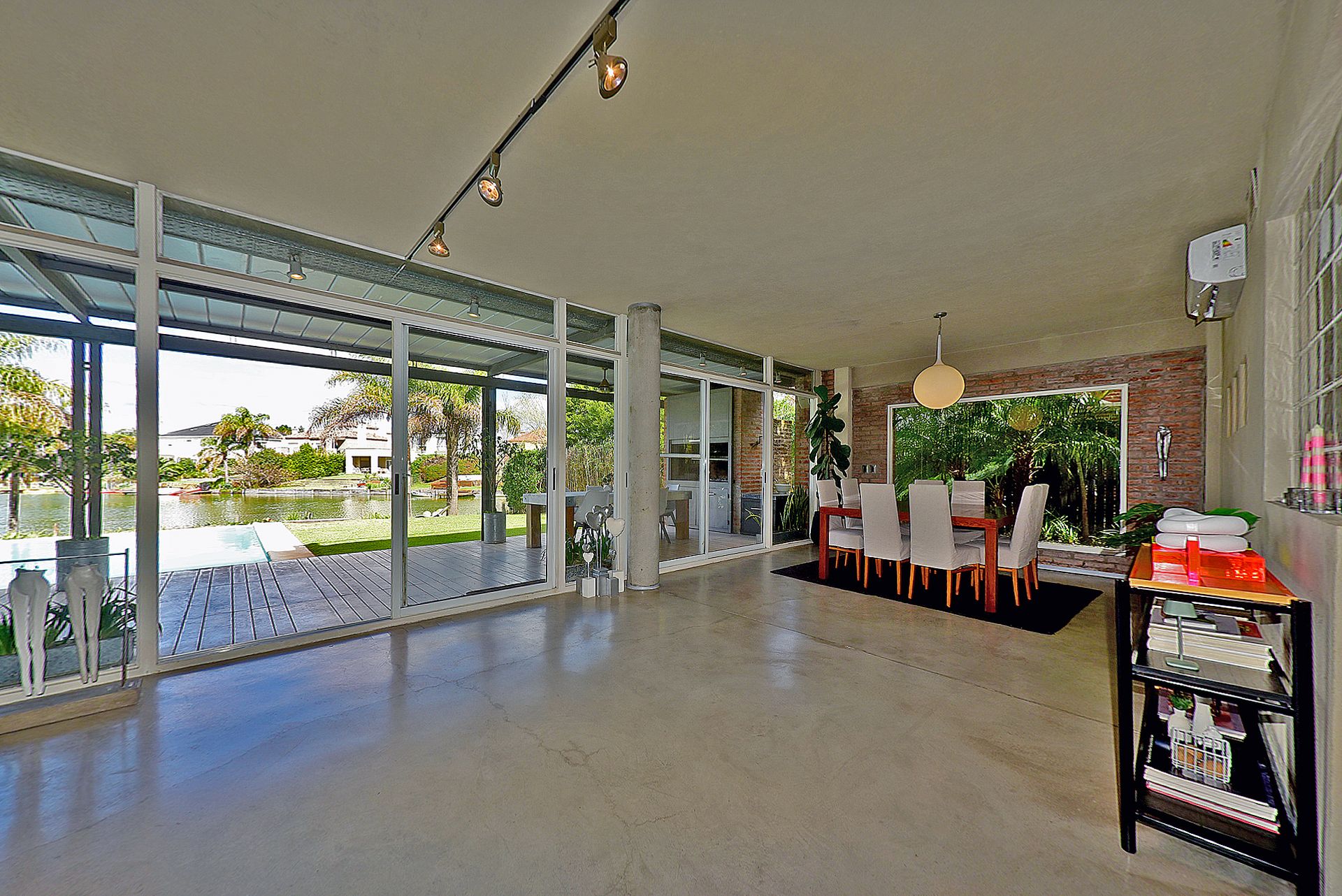 Venta Casa Dos Plantas 6 Amb Nordelta Muelle Priv