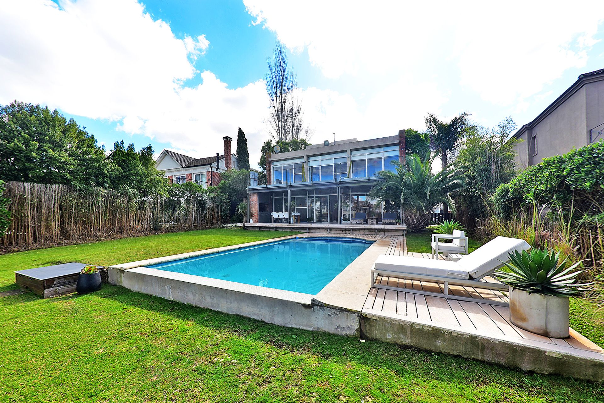 Venta Casa Dos Plantas 6 Amb Nordelta Muelle Priv