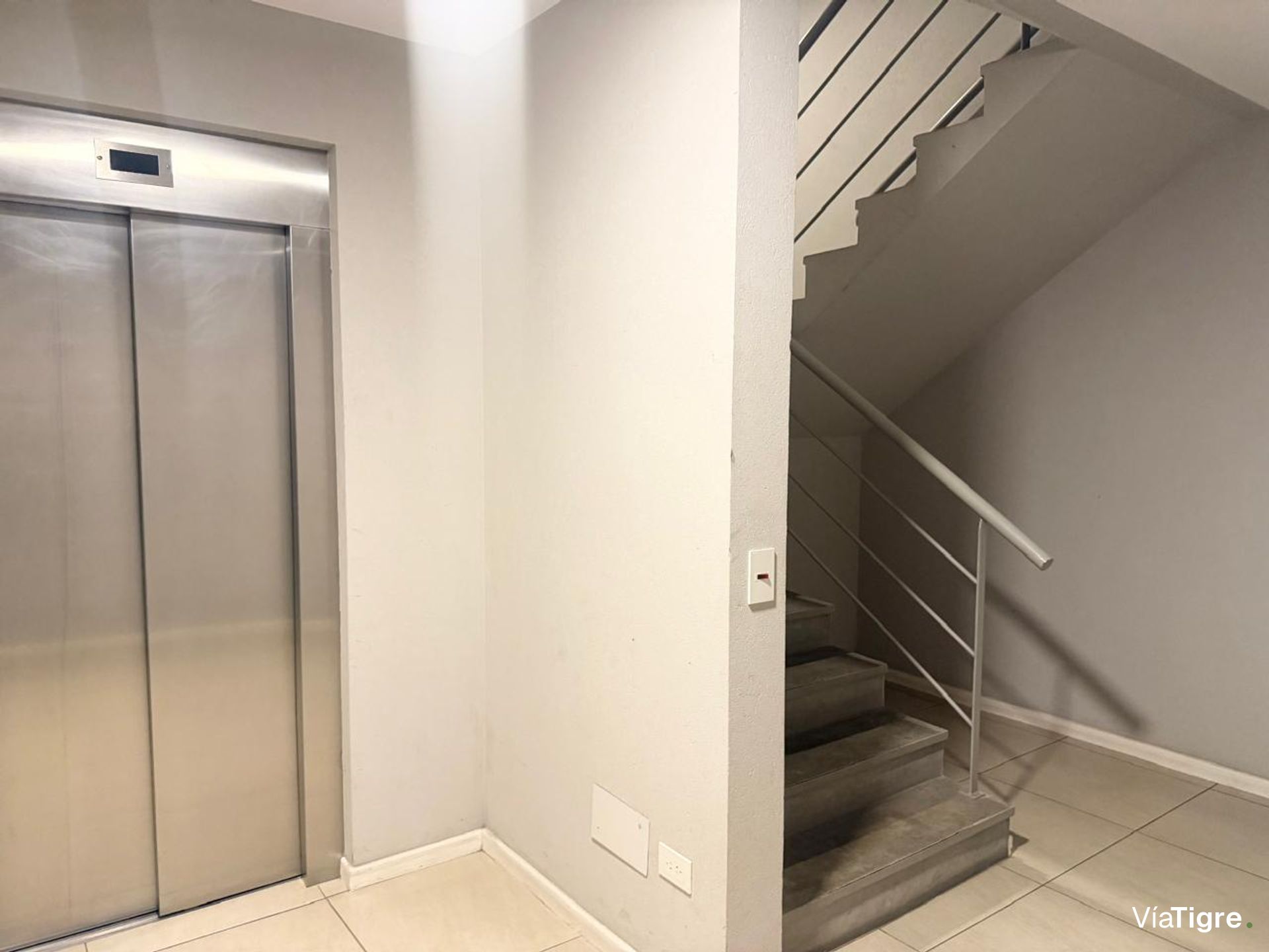 Venta Dpto 3 Amb Jardin Priv V Remeros Coch Pileta