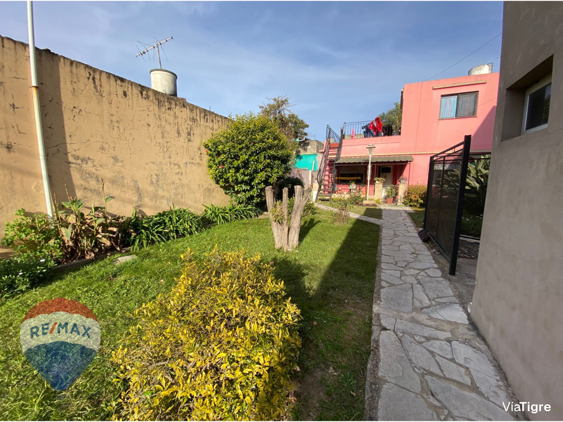 Venta Casa 3 Amb + 2 Deptos, Victoria
