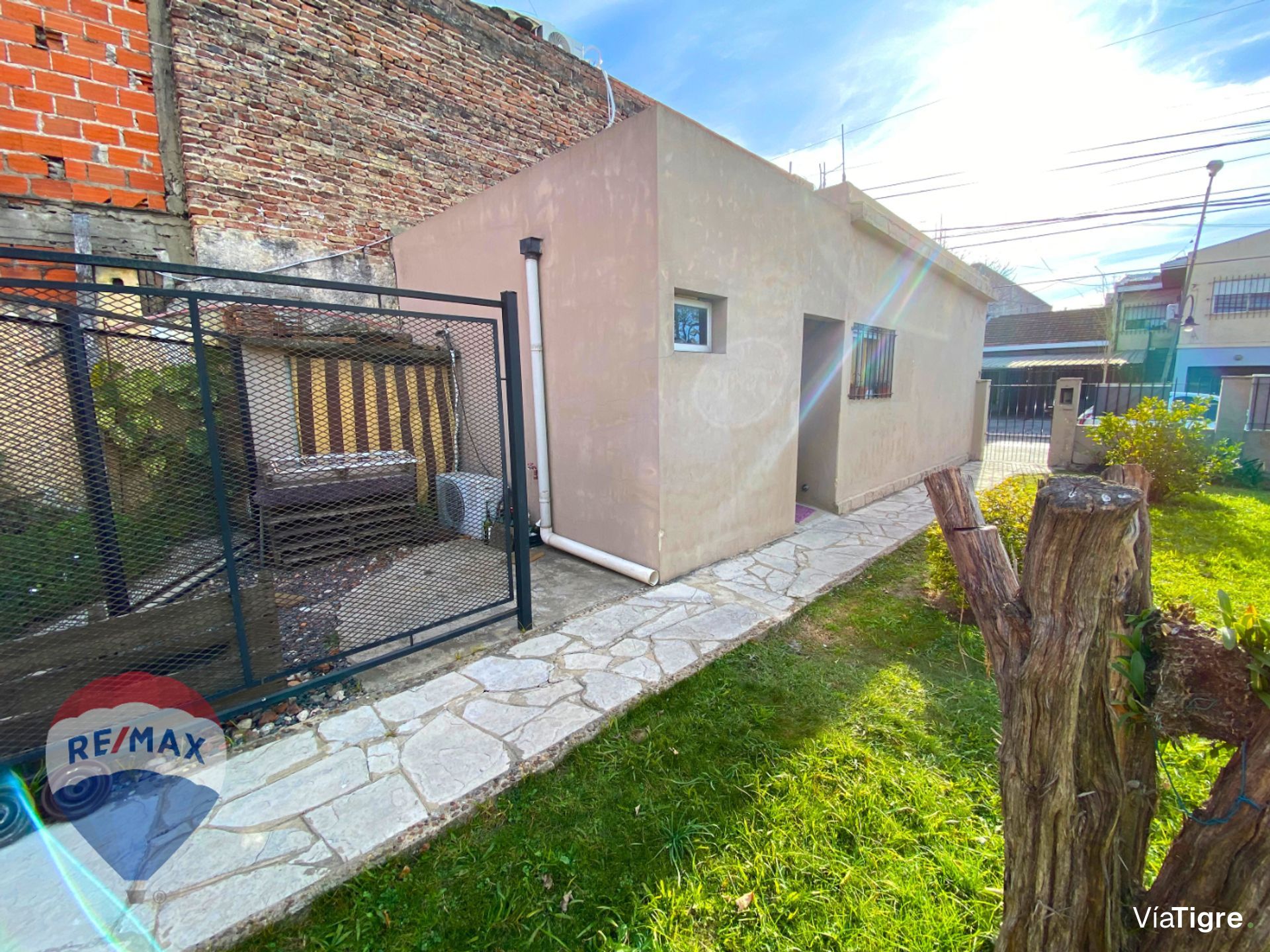 Venta Casa 3 Amb + 2 Deptos, Victoria