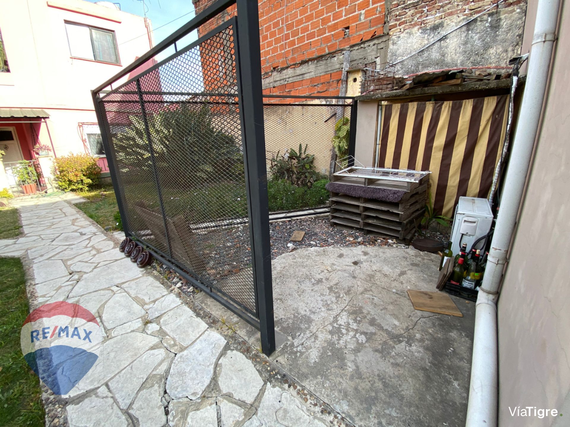 Venta Casa 3 Amb + 2 Deptos, Victoria