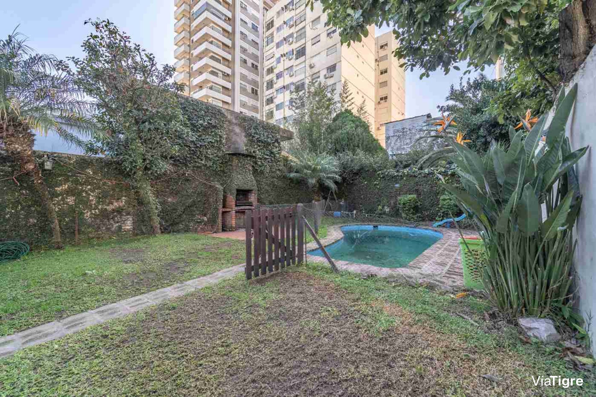 Venta casa 4 amb pileta parrilla Florida