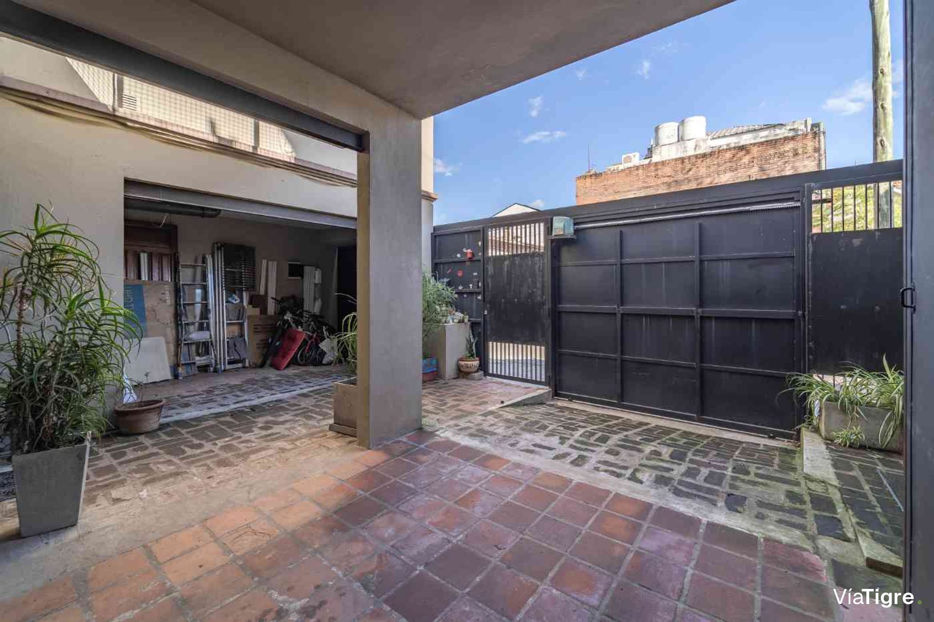 Venta casa 4 amb pileta parrilla Florida