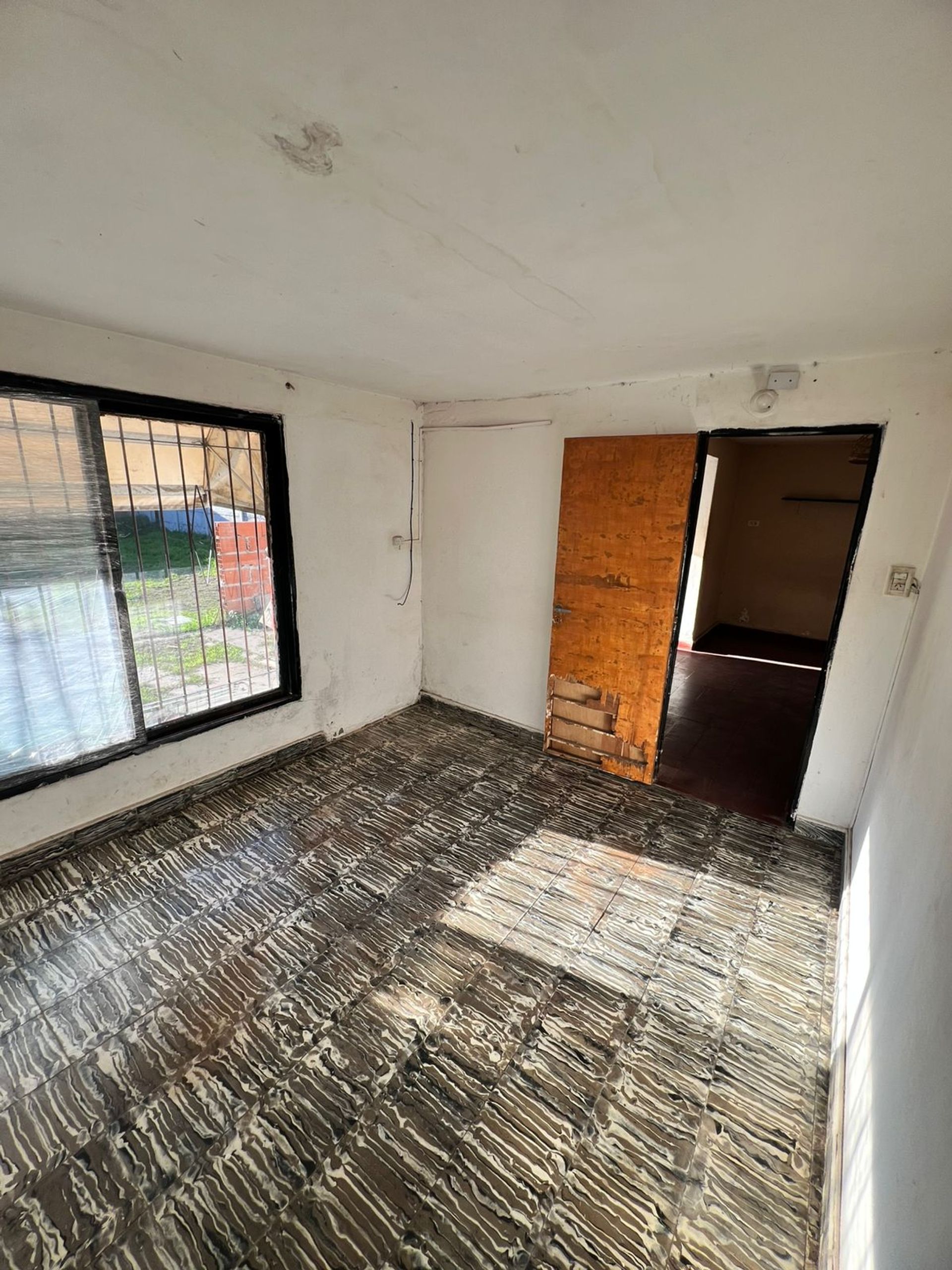 Venta Lote Con Casa A Refaccionar En El Talar