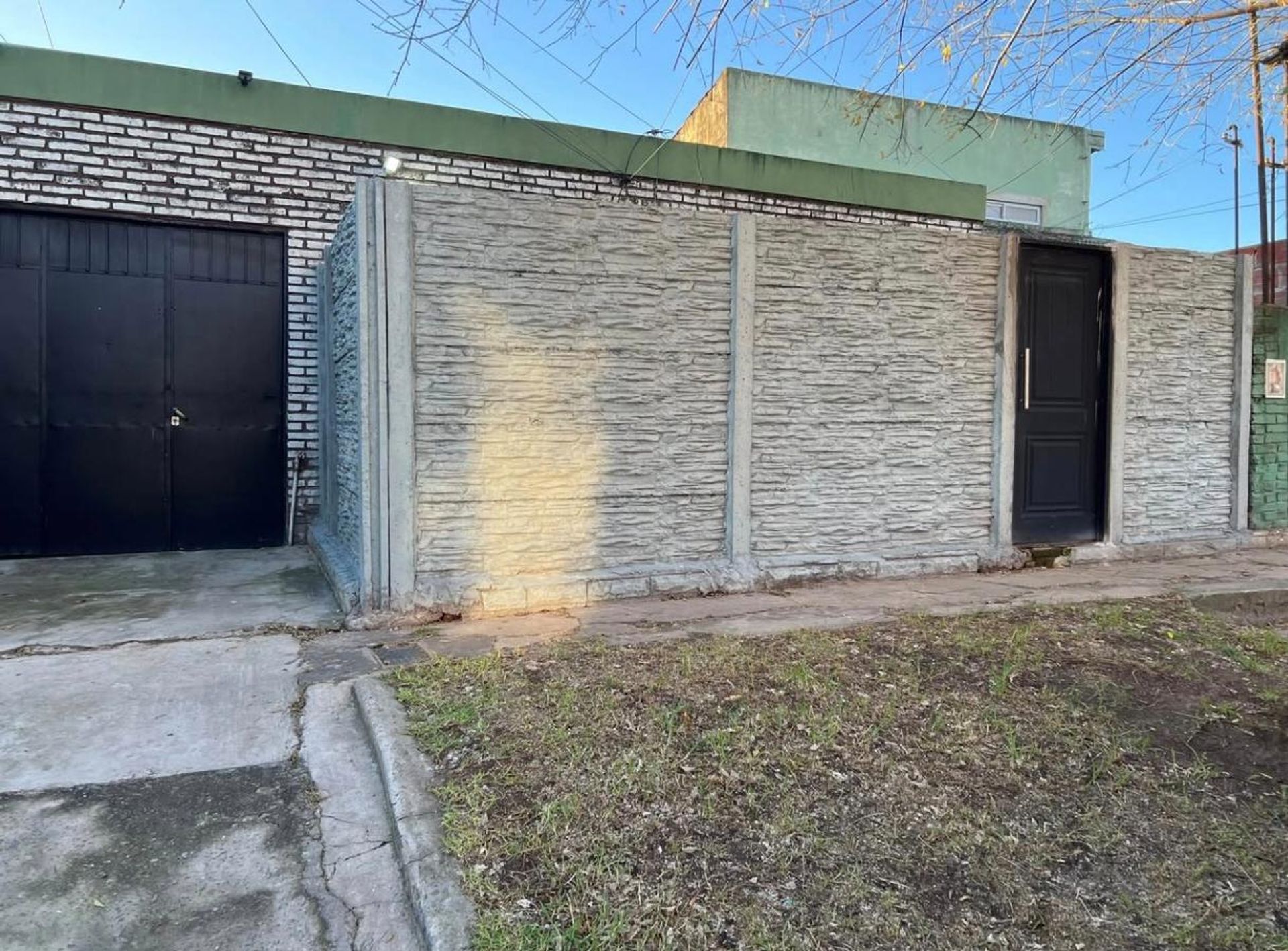 Venta Lote Con Casa A Refaccionar En El Talar