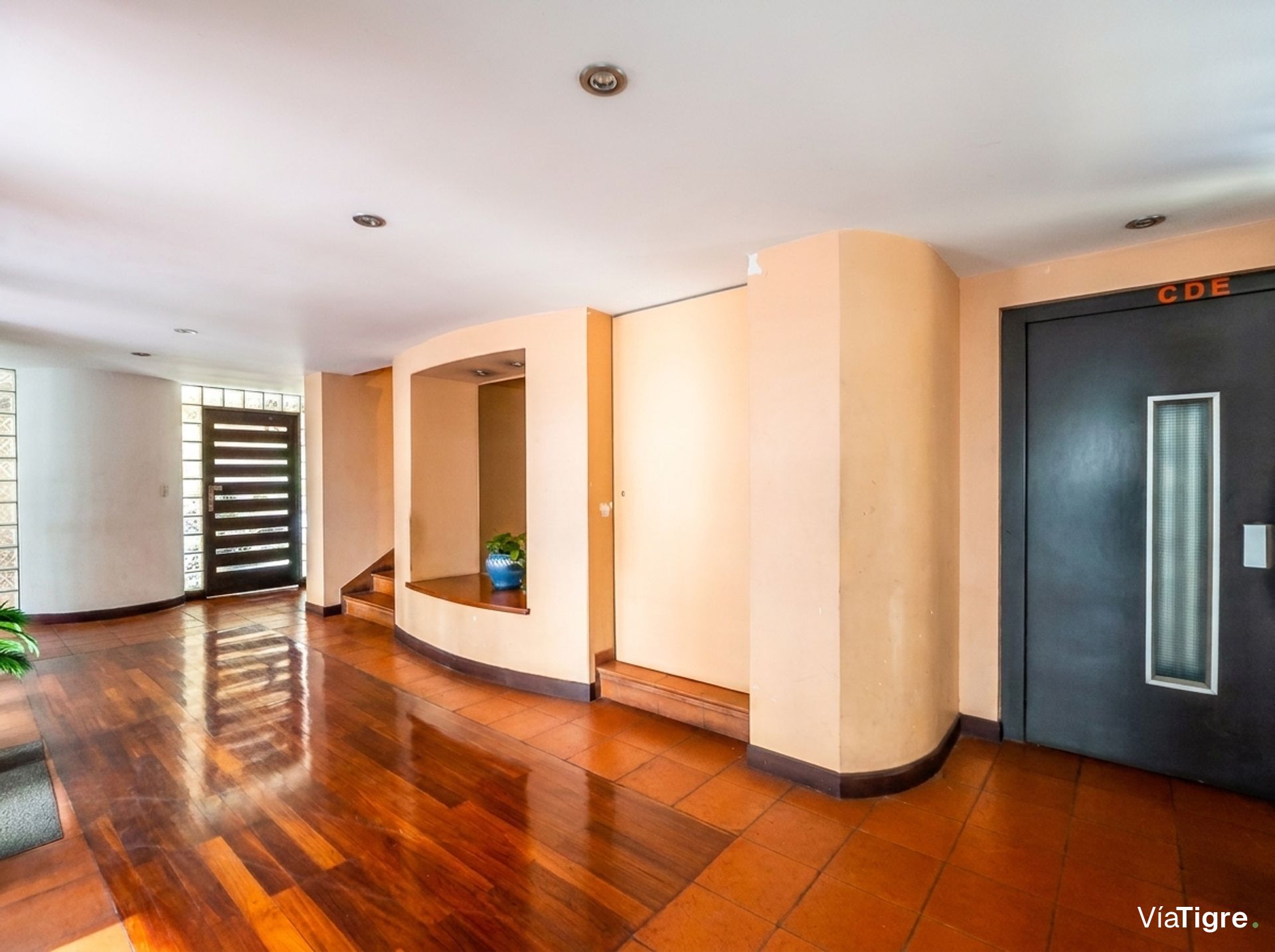Venta Departamento 3 Ambientes C/Baulera Vte Lopez