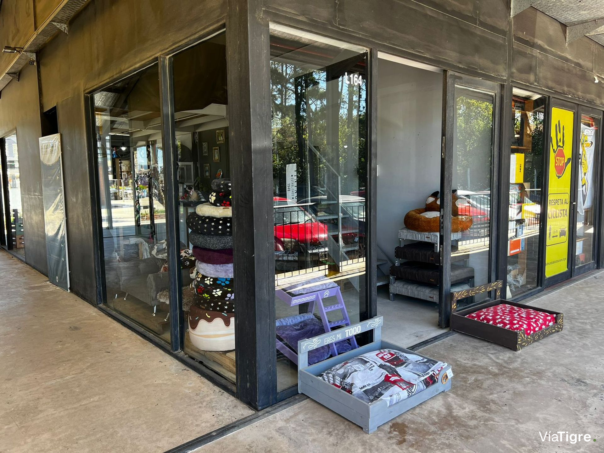VENTA LOCALES en Centro Comercial Docks del Puerto