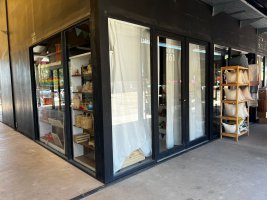 VENTA LOCALES en Centro Comercial Docks del Puerto